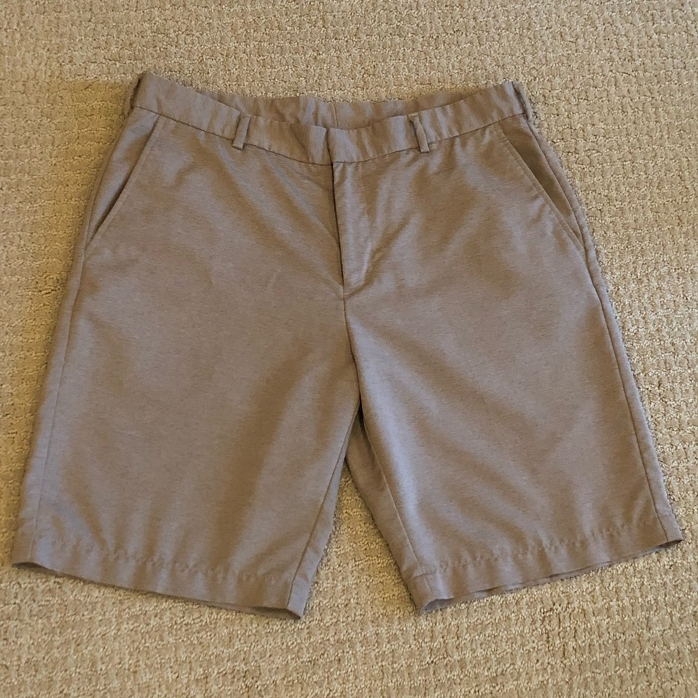 Walter Hagen Essentials Men’s Golf Shorts